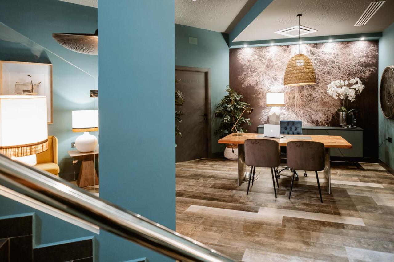 Hotel Gilmar Orellana La Vieja Εξωτερικό φωτογραφία